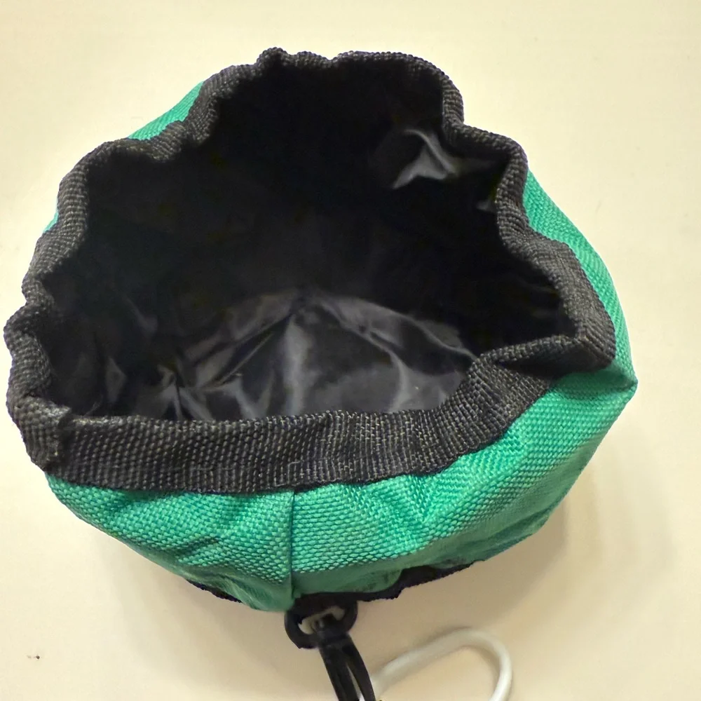 Green and Black Portable & Collapsible Dog & Cat Food with Clip